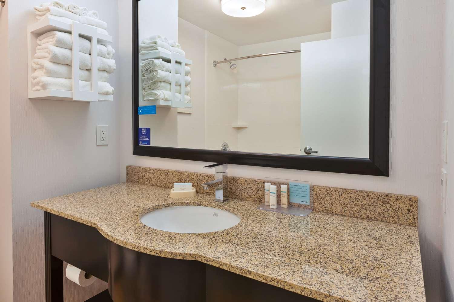 Hampton Inn Cincinnati Airport North — 2