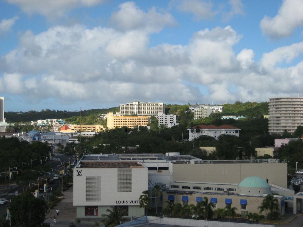 Grand Plaza Hotel — 4