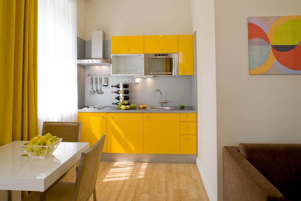 Mamaison Residence Sulekova Bratislava 128054 — 7