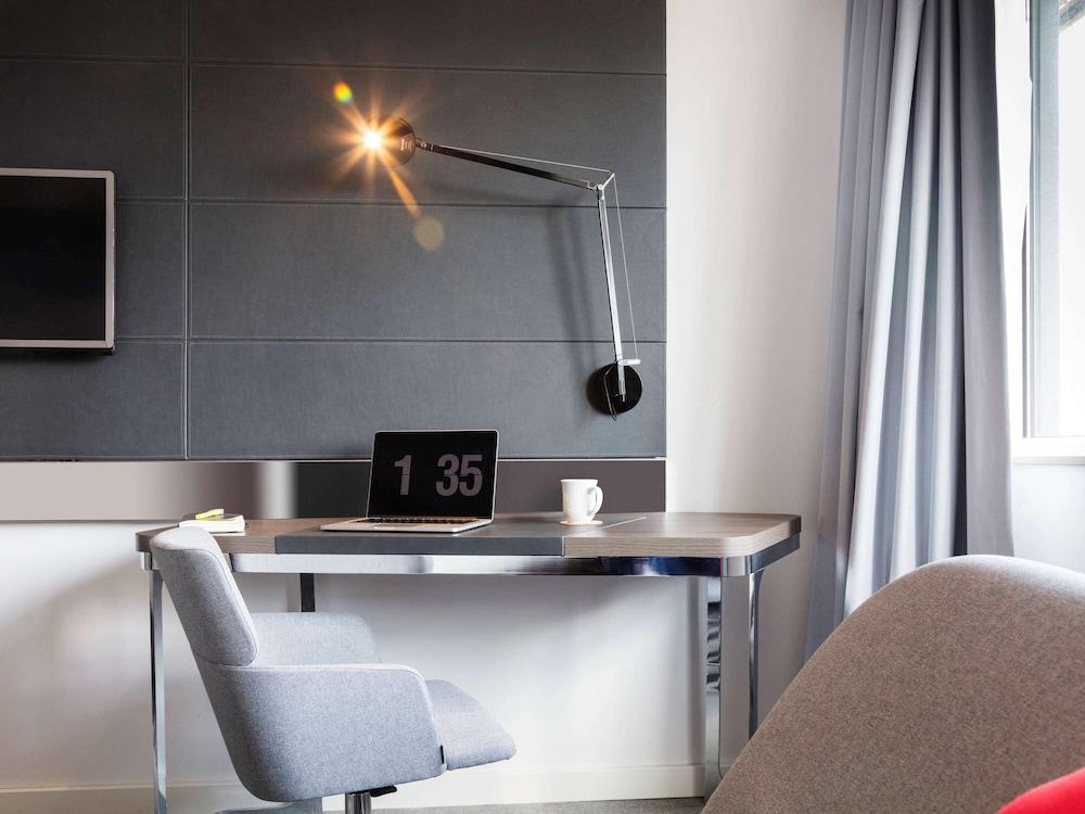 NOVOTEL EDINBURGH CENTRE — 6