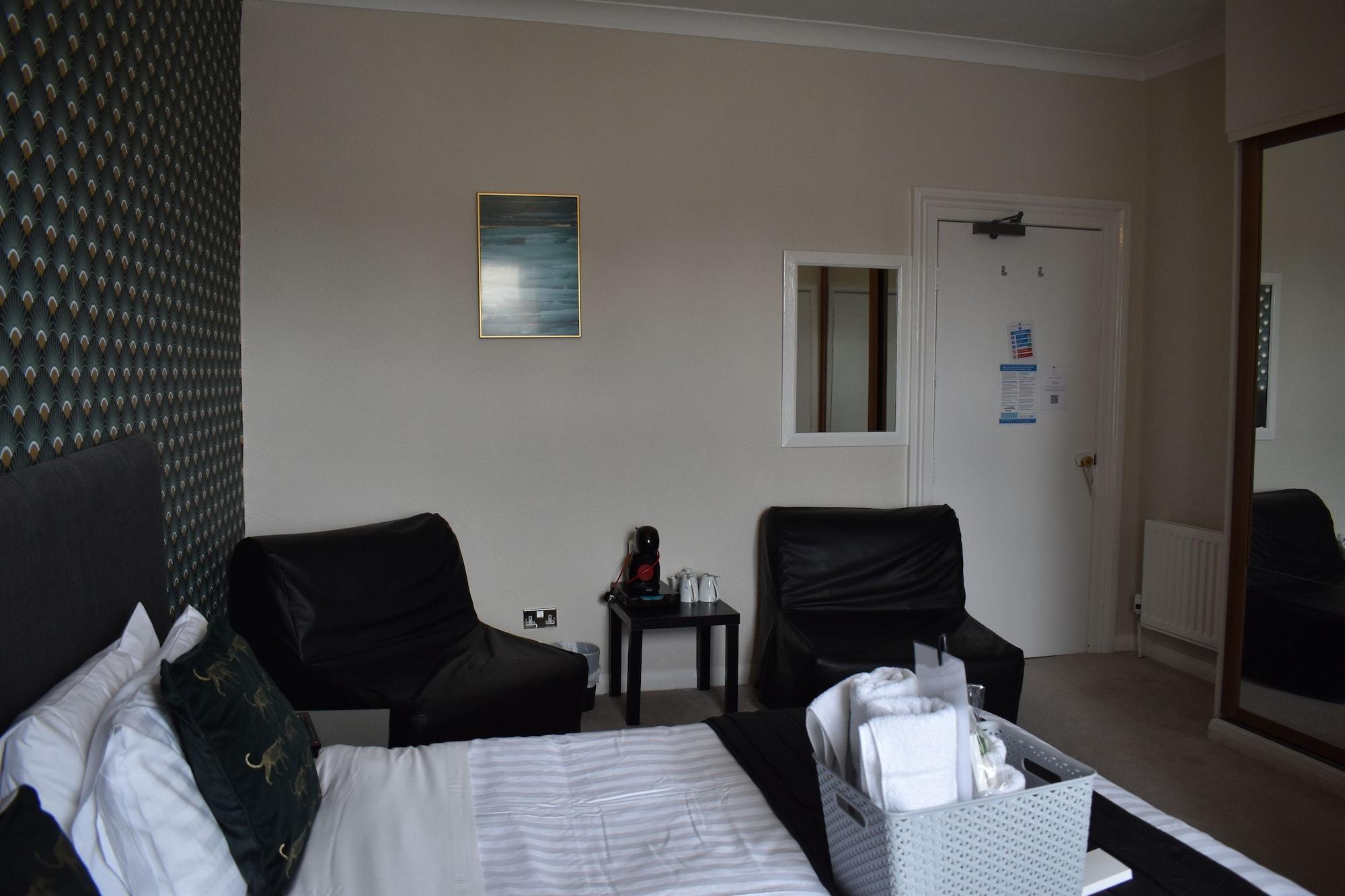 The Ashleigh — 6