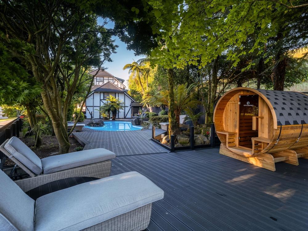 Hana Lodge 100382 — 6