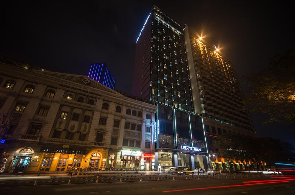 LIBERTY CENTRAL SAIGON RIVERSIDE HOTEL — 6