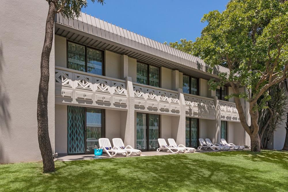 SUN CITY CABANAS — 2