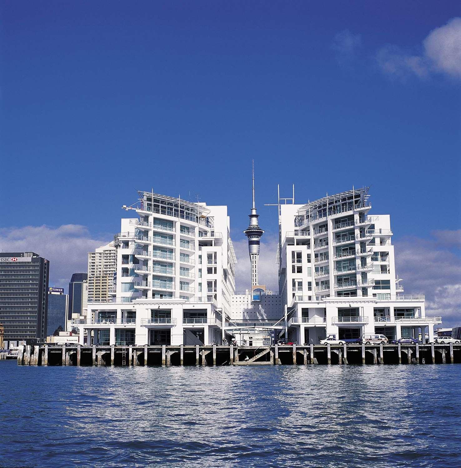 Hilton Auckland — 4
