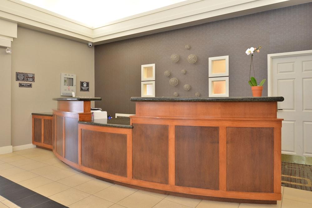 Residence Inn Denver Airport at Gateway Park — 3