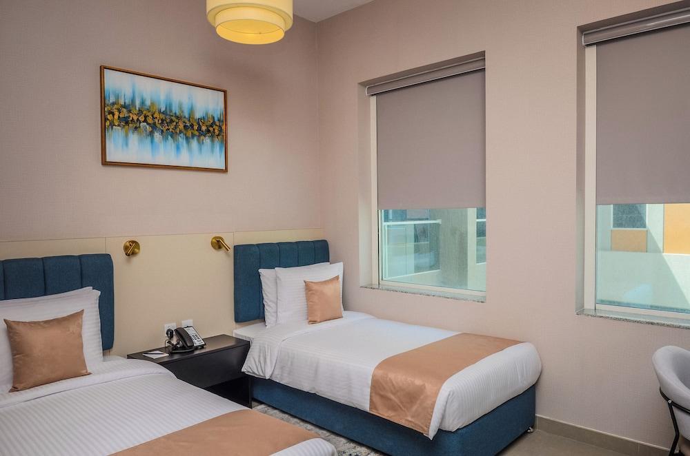 Vogo Grand Hotel — 10