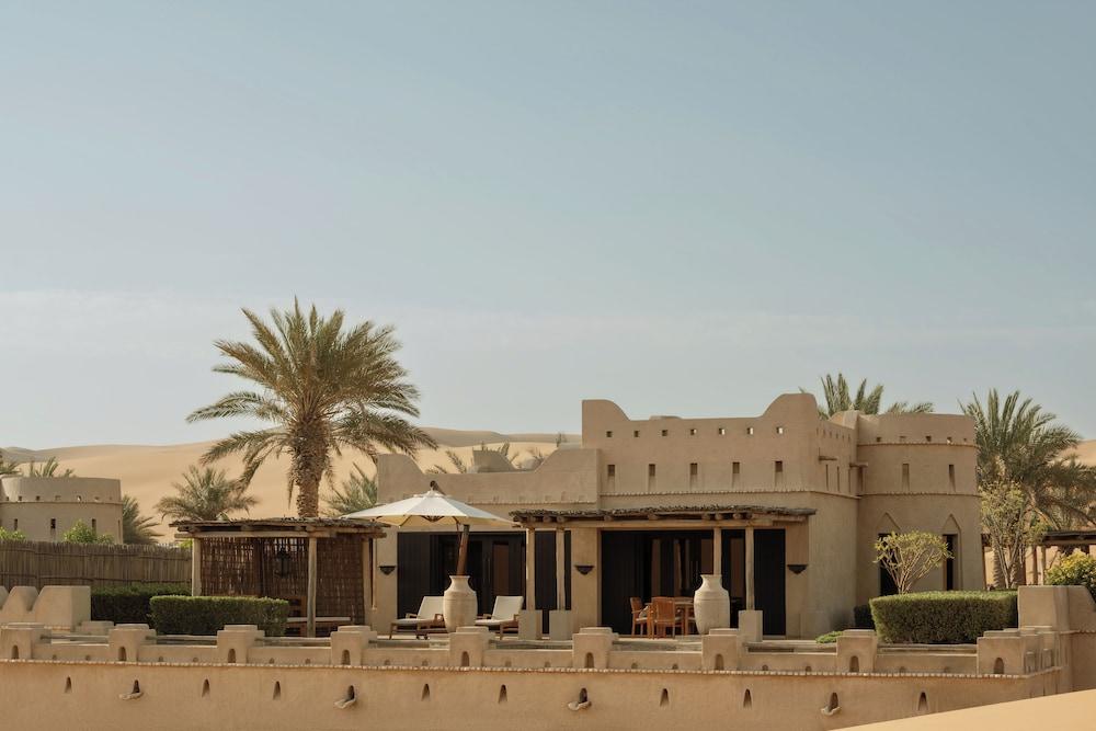 Qasr Al Sarab Desert Resort By Anantara — 2