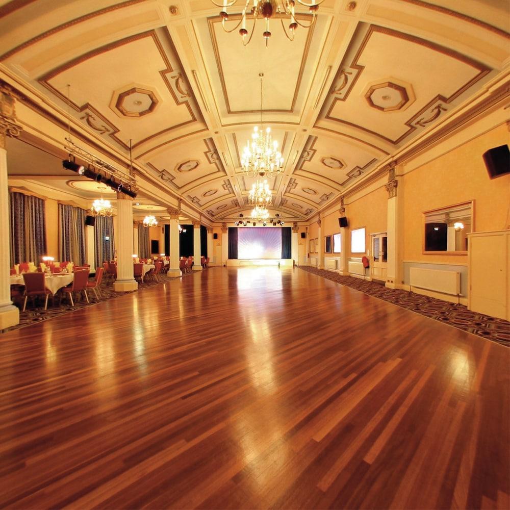 Norbreck Castle Hotel Blackpool — 9