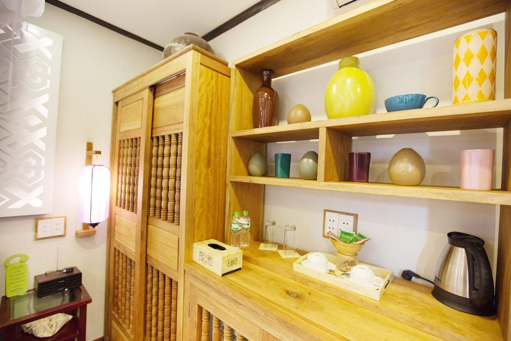 Vinh Hung Library Hotel — 8