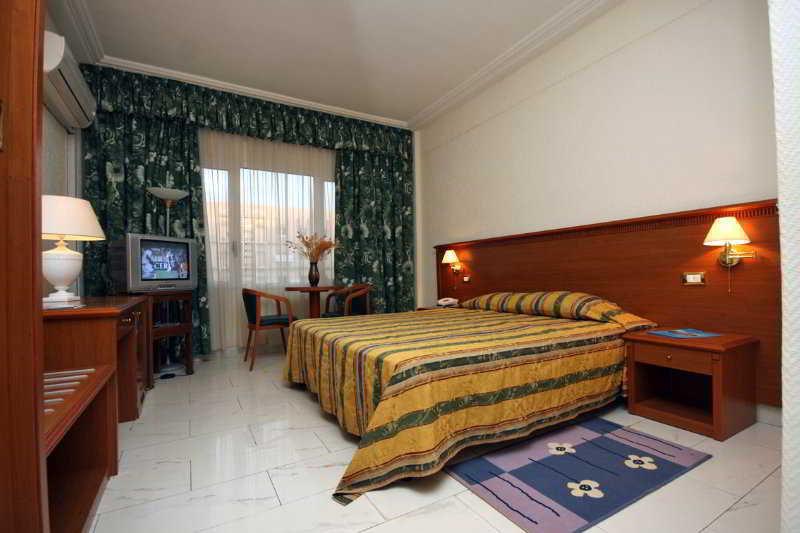 Splendid Hotel 1151958 — 4
