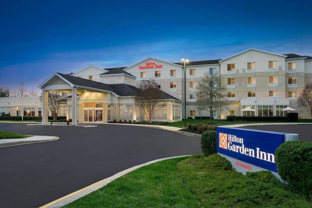 Hilton Garden Inn — 4