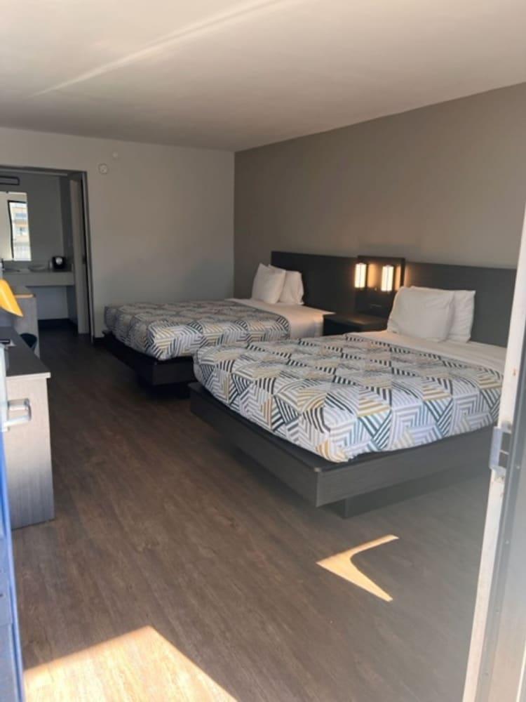 Dublin Inn and Suites — 7