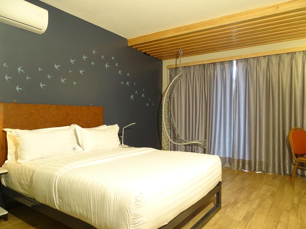 Fairway Hotel and Spa — 9