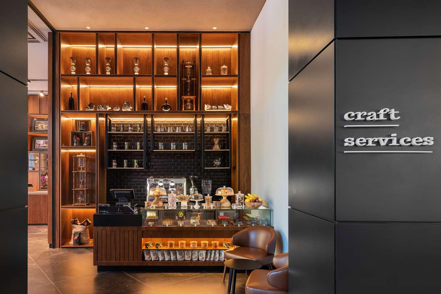 The WB Abu Dhabi, Curio Collection by Hilton — 6