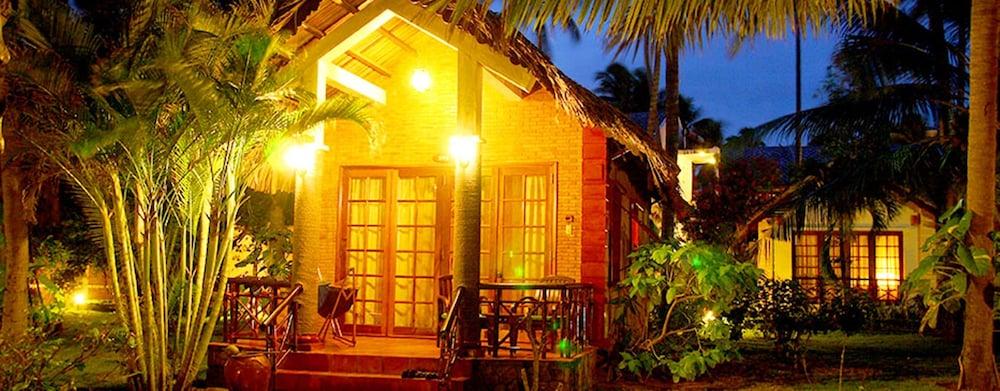 LITTLE MUINE RESORT — 8