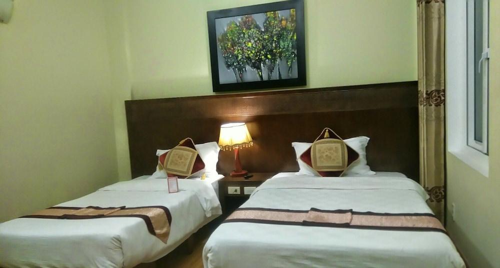 Gold Hotel Hue — 9