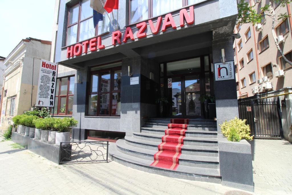 RAZVAN HOTEL — 3