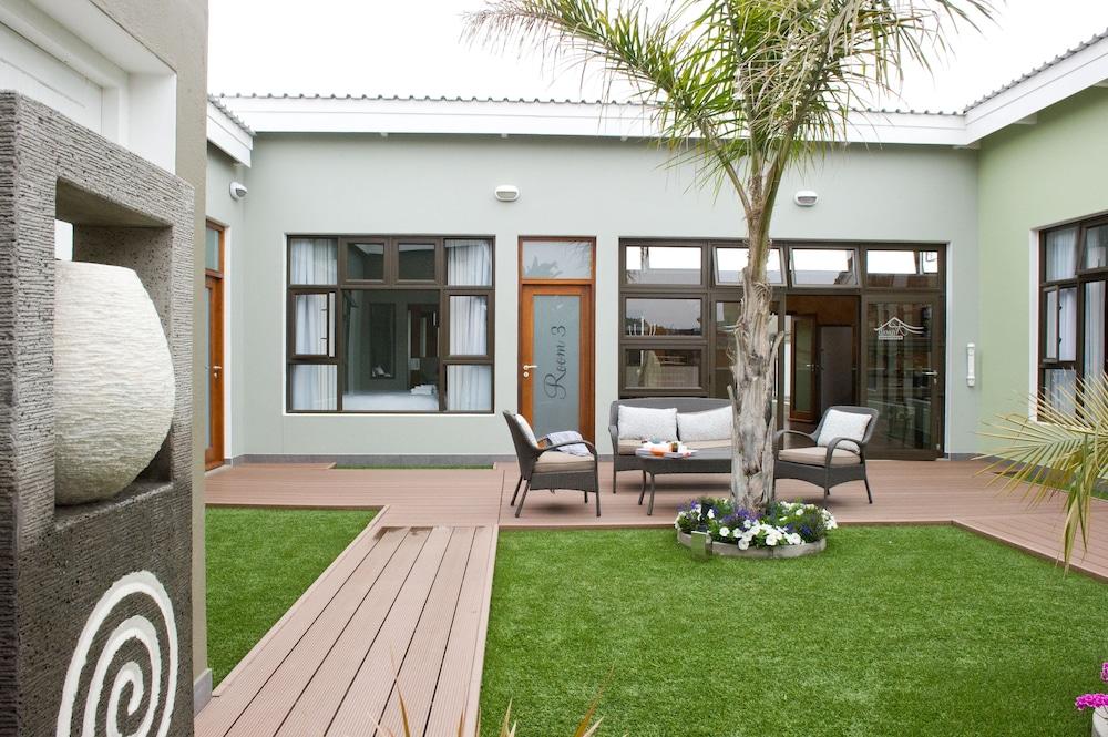Namib Guesthouse 1071148 — 3