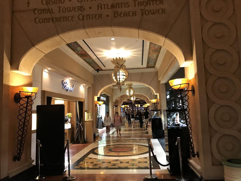 Harborside Resort at Atlantis — 10
