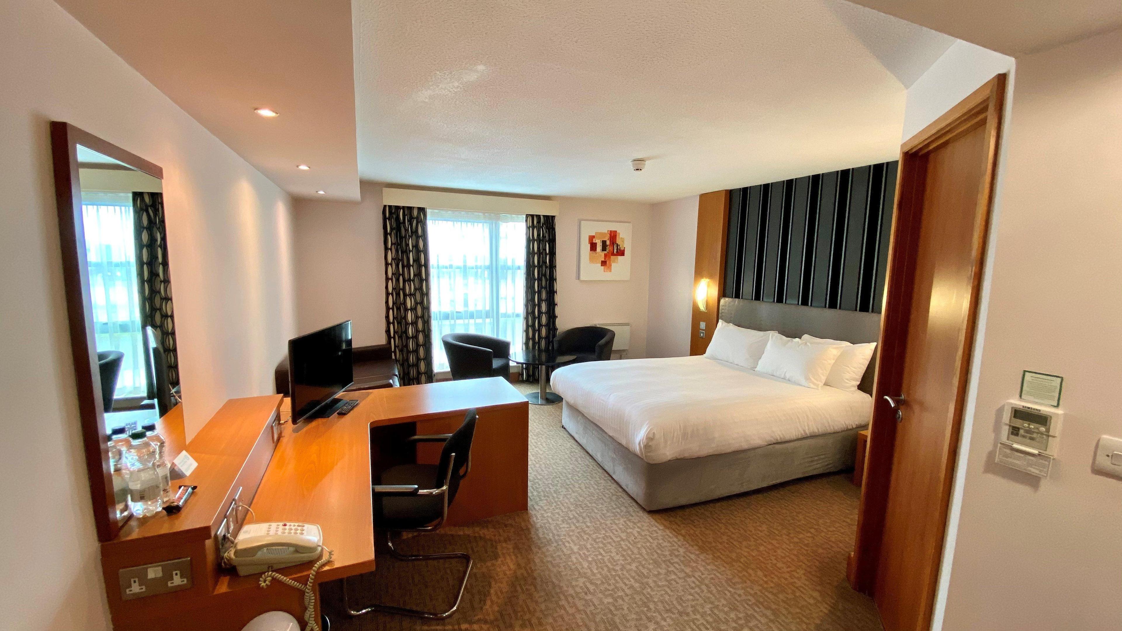 HOLIDAY INN MANCHESTER-CENTRAL PARK — 6