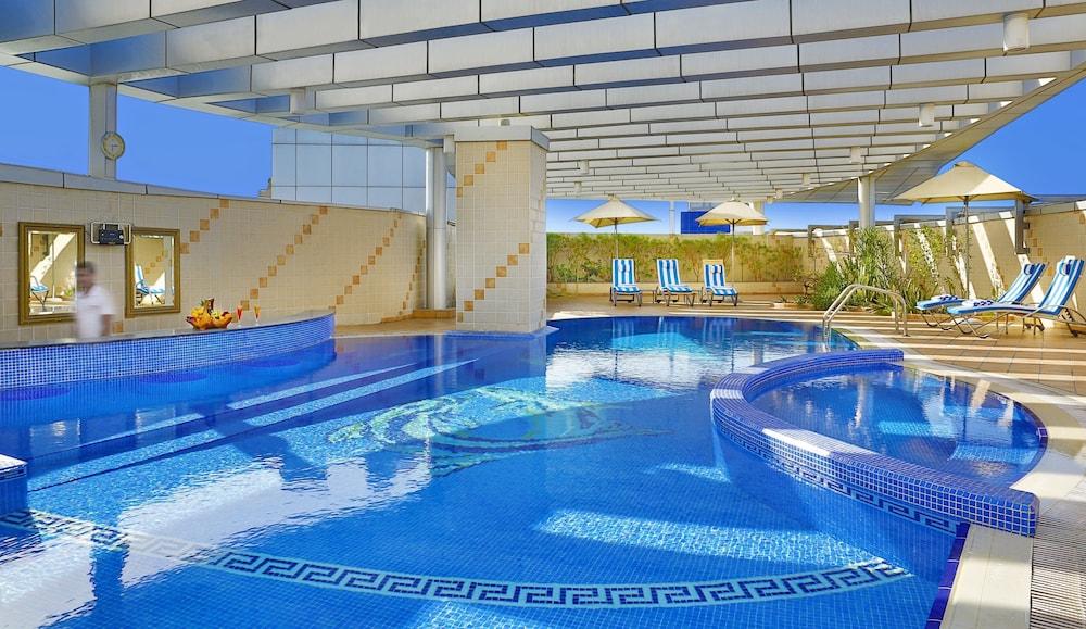 DoubleTree by Hilton Dubai Port Saeed. — 8