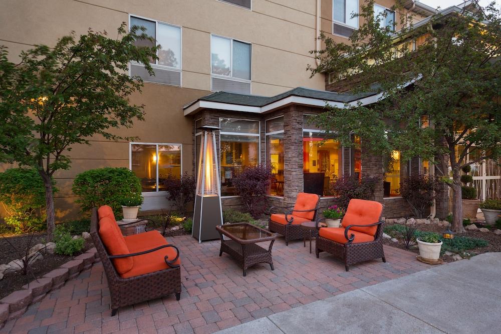 Hilton Garden Inn Flagstaff — 9