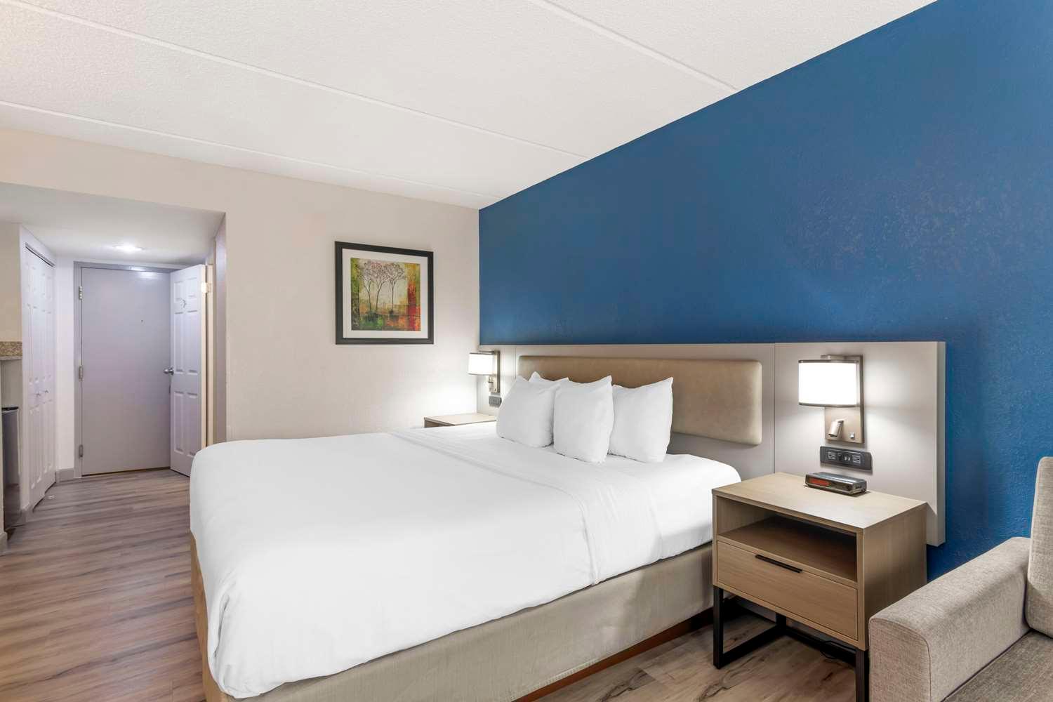Comfort Inn Alpharetta-Atlanta North Alpharetta GA — 8