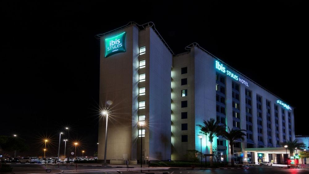 Ibis Styles Dragon Mart Dubai — 6