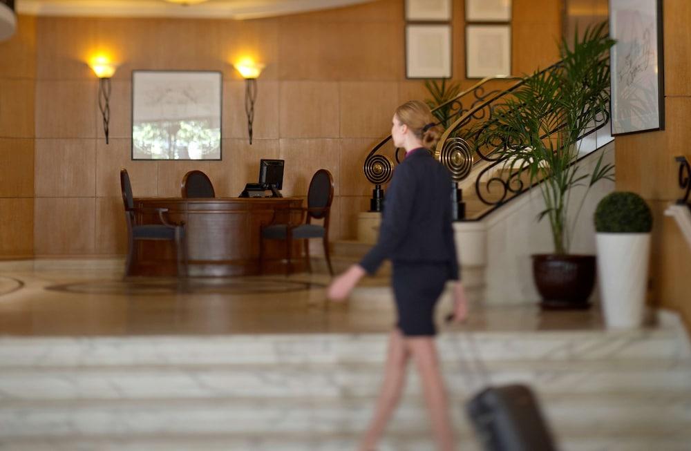Radisson Blu Martinez Beirut — 8