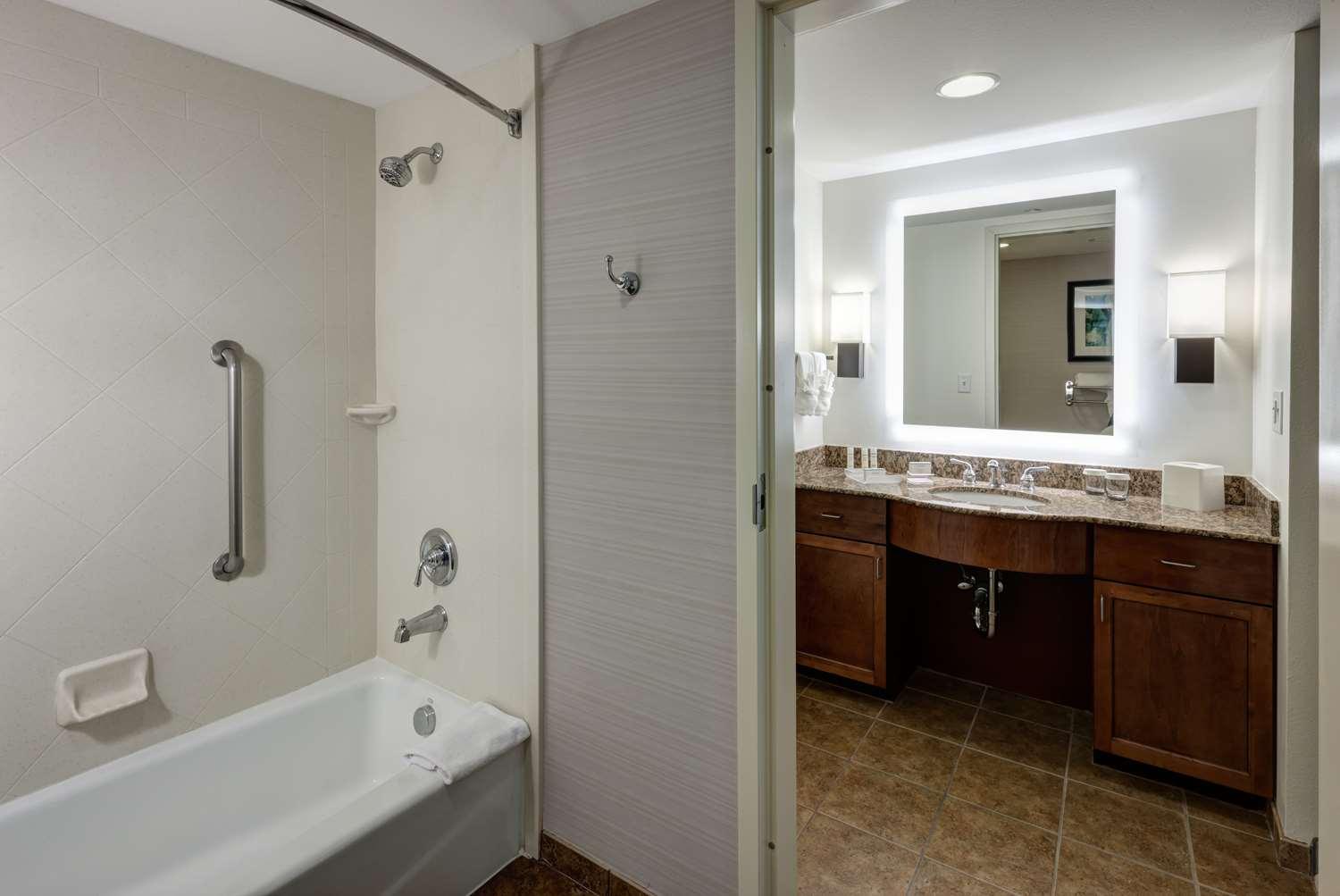 Homewood Suites by Hilton Denton — 2