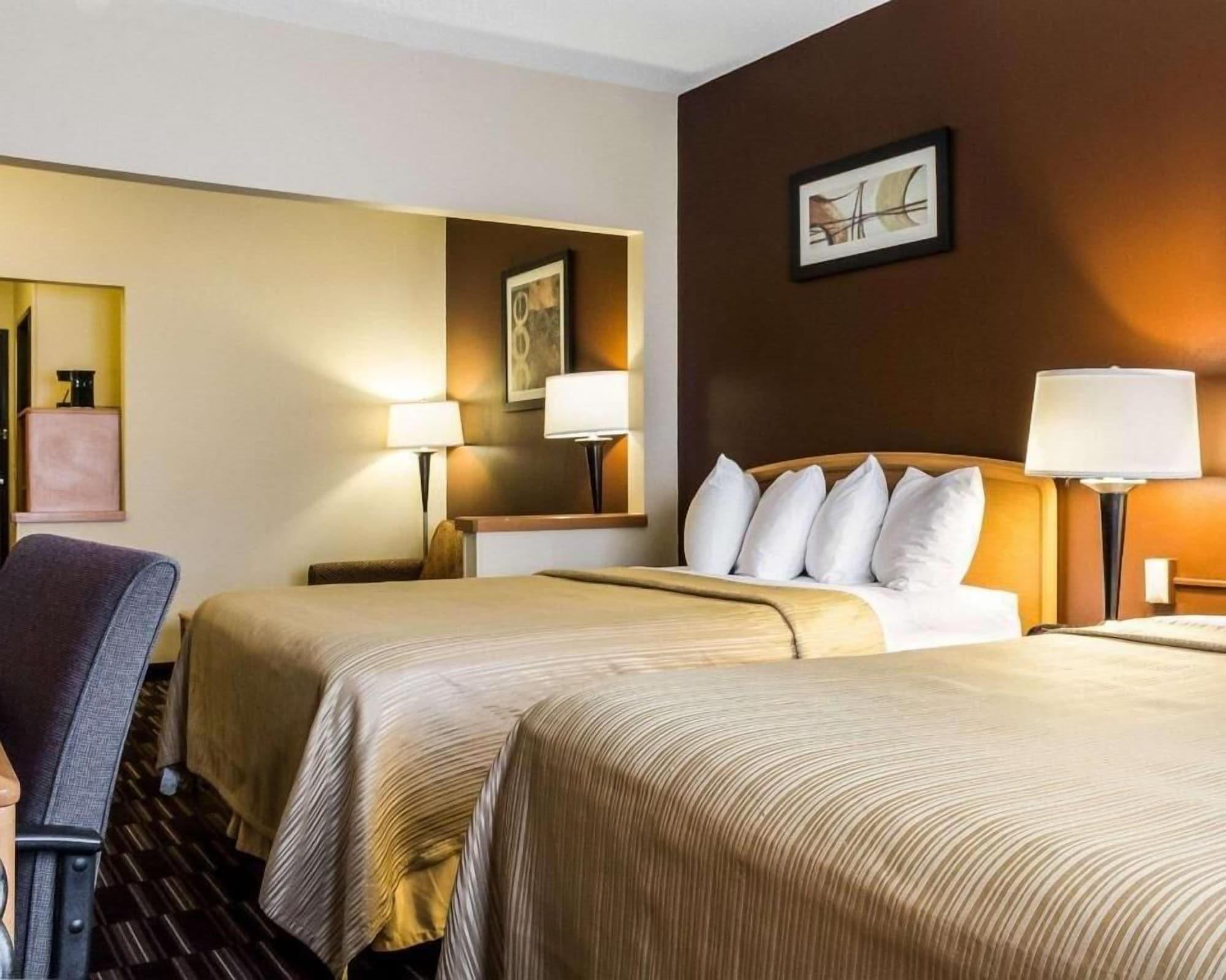 Quality Suites Near West Acres — 10