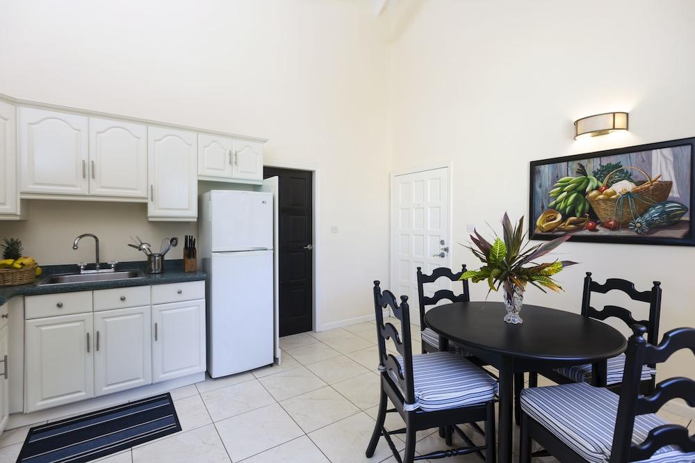 Villa Beach Cottages — 7