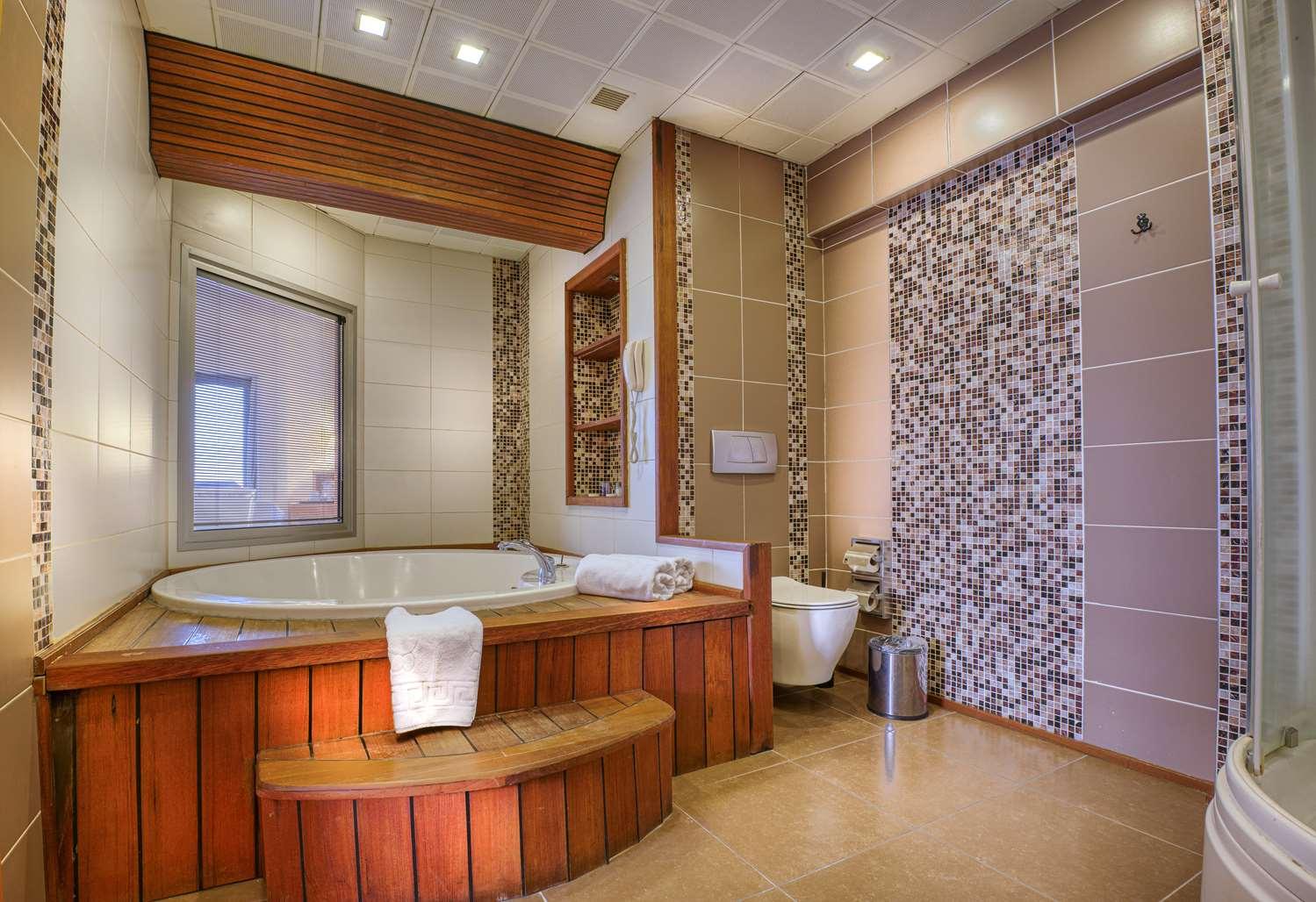 Best Western Plus Hotel Konak 30204 — 5