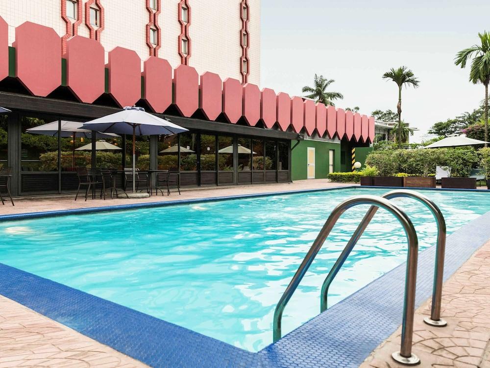 ibis Douala 1085298 — 3