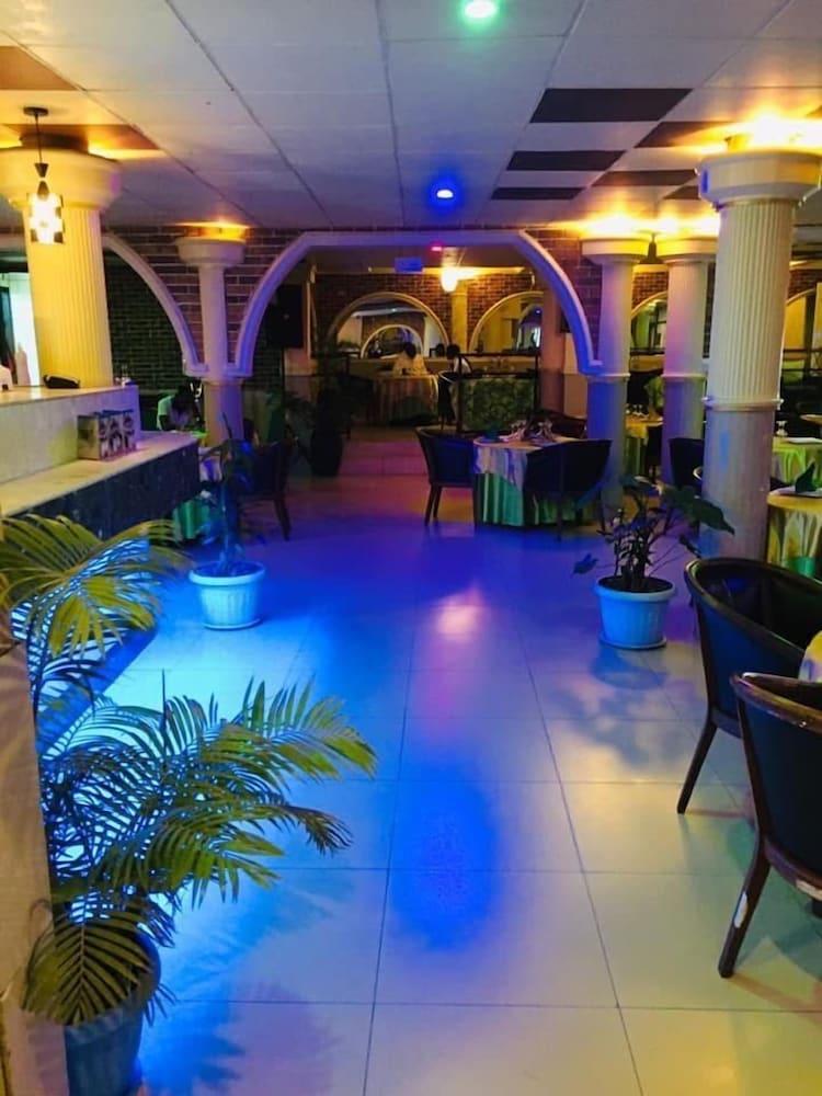 Hotel Santa Lucia — 3