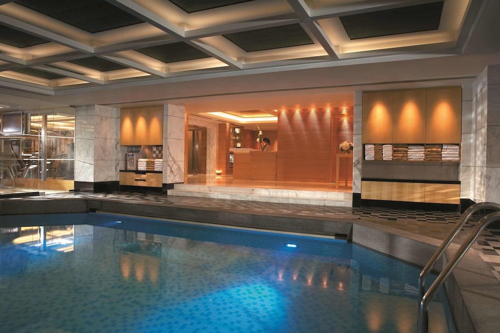 Kowloon Shangri-La Hong Kong 83218 — 5