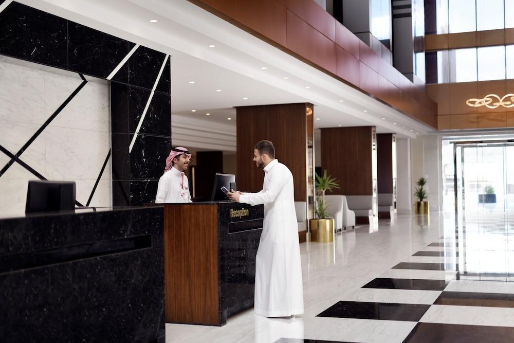 Radisson Blu Hotel and Convention Center, Riyadh Minhal — 8