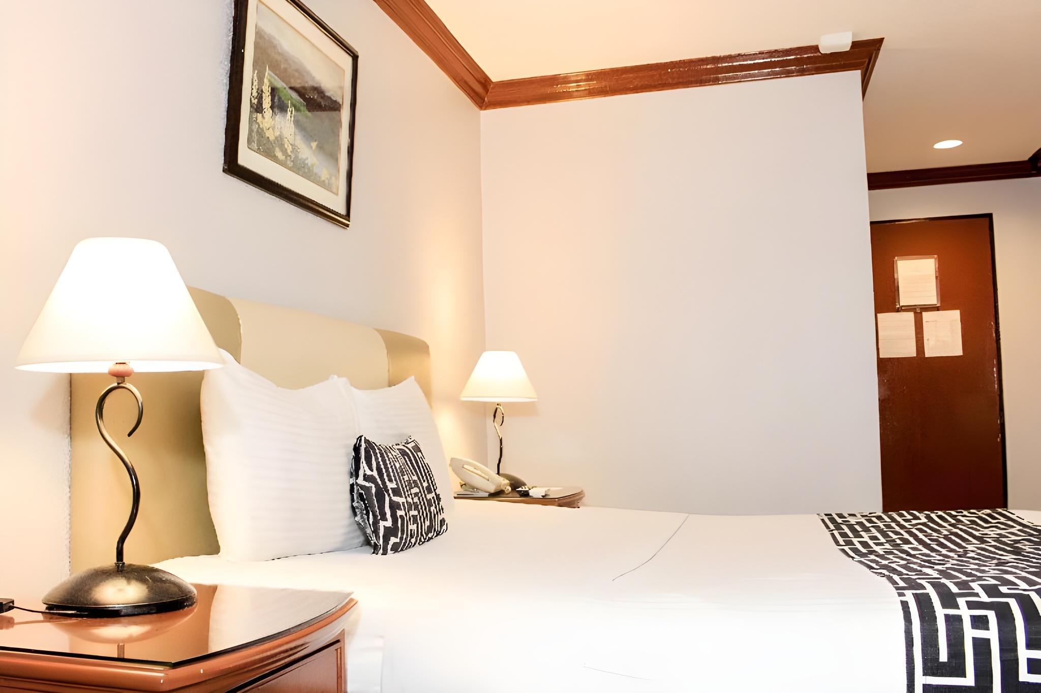 LAS PALMAS HOTEL DE MANILA — 8