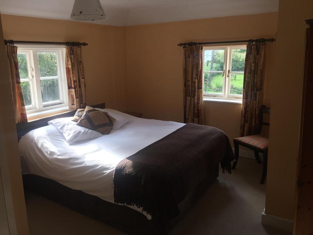 The Winchfield Inn — 4