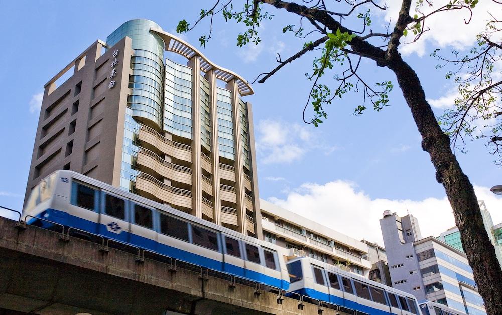 Park Hotel Taipei 882225