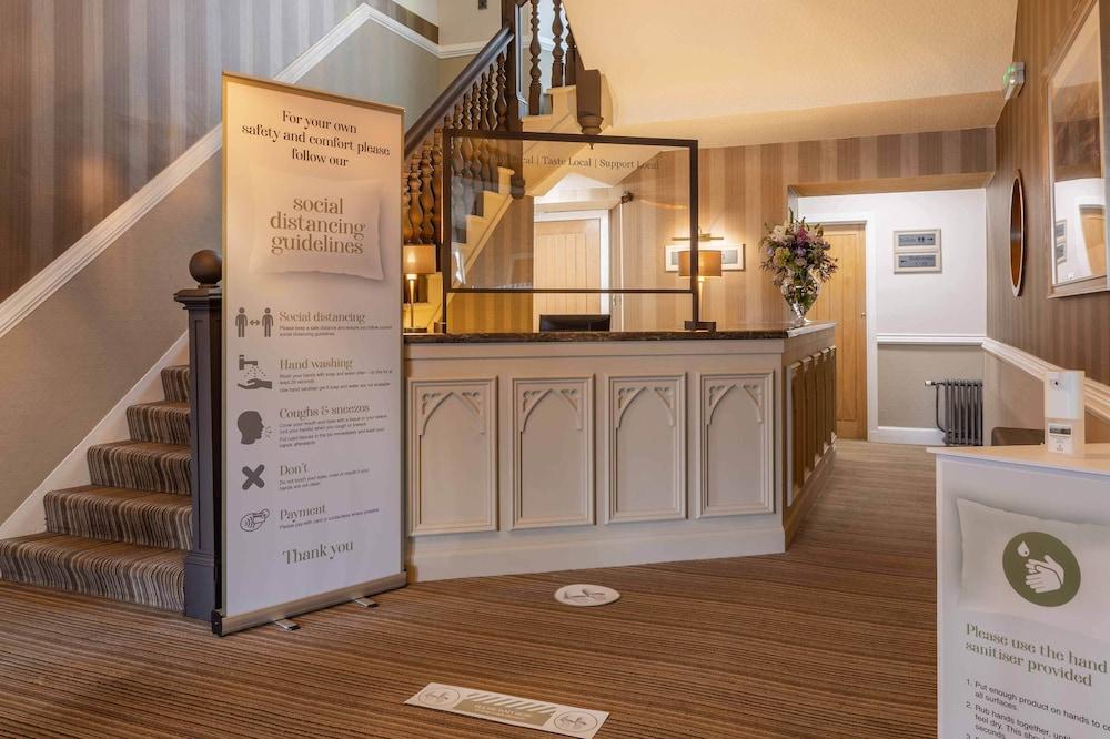 CUILLIN HILLS HOTEL — 4