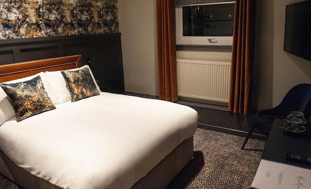 The Coachman Hotel — 7