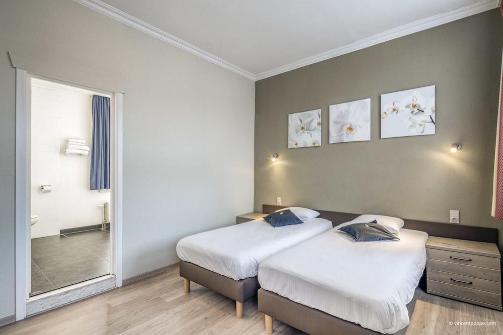 New Hotel de Lives — 8