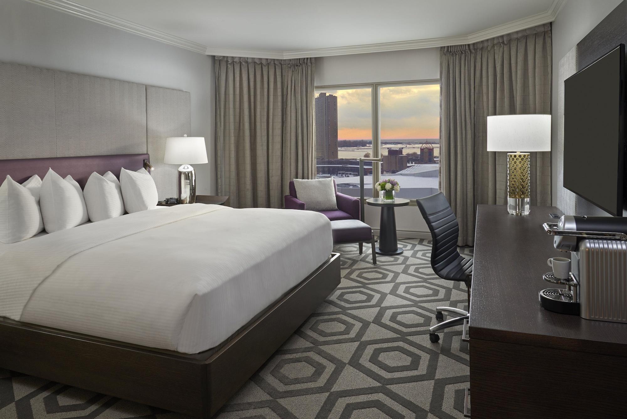 INTERCONTINENTAL TORONTO CENTRE 3214 — 9
