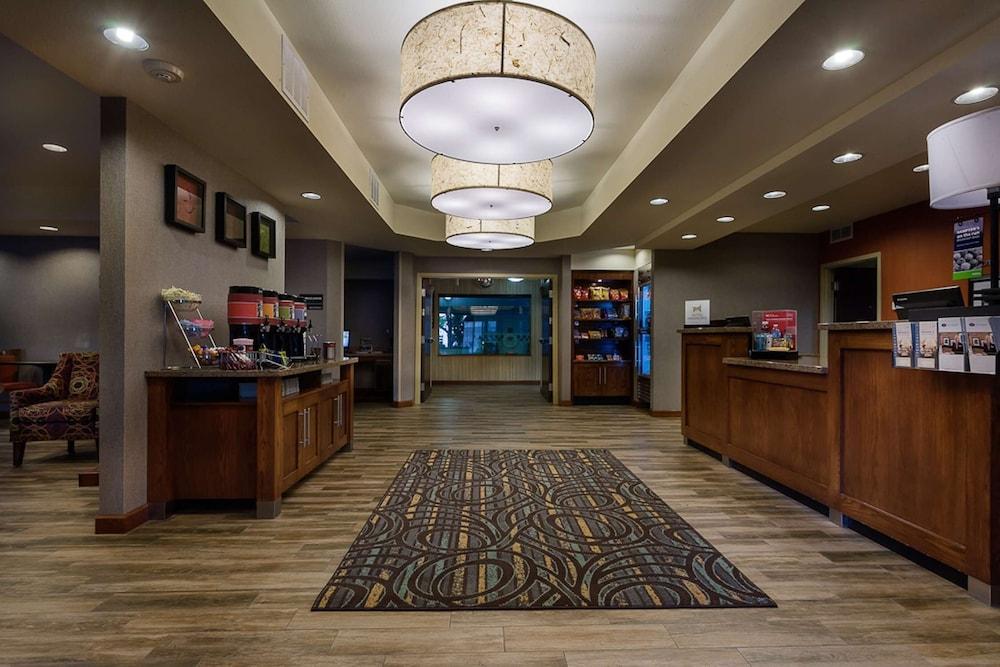 Hampton Inn Ft. Collins — 10