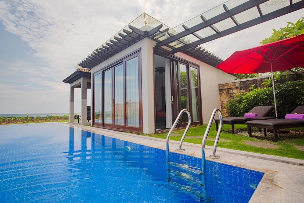 Lapochine Beach Resort 1076208 — 4