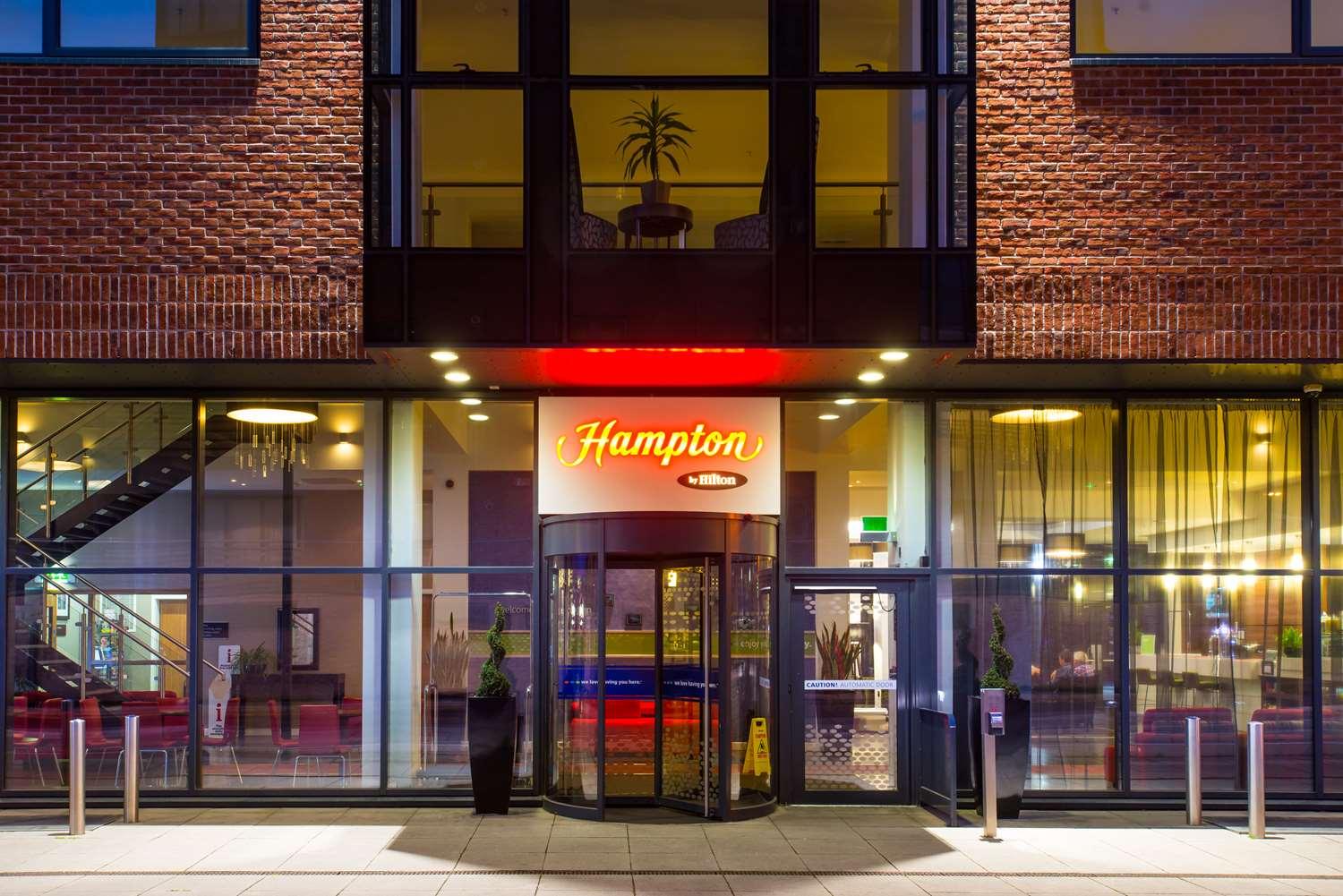 HAMPTON BY HILTON LIVERPOOL/CITY CENTRE — 3
