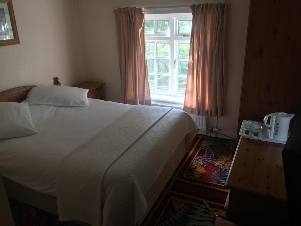 The Winchfield Inn — 6