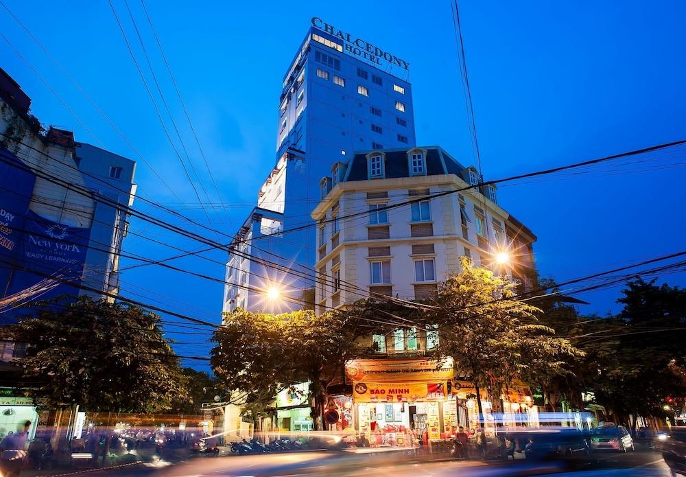 Chalcedony Hotel — 2